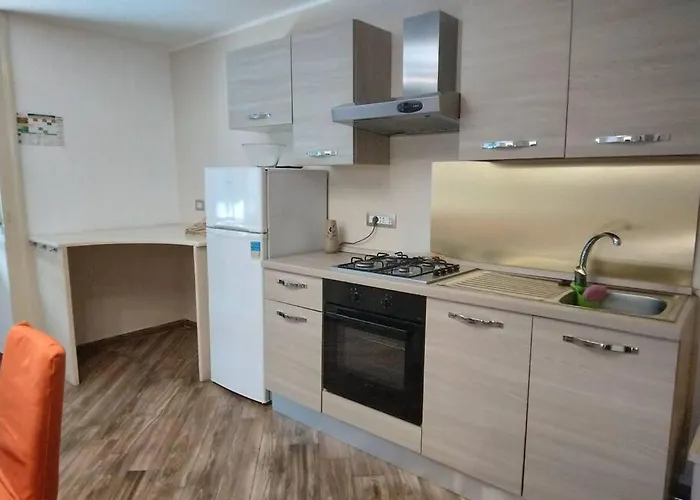 Umberto 285 - Centro *